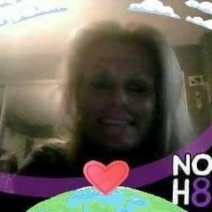 Meet your Posher, Denise